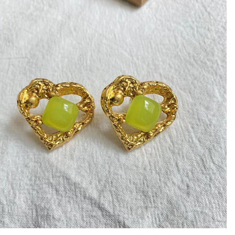 Custom Jewelry Iregular Heart Avocado Green Ear Stud